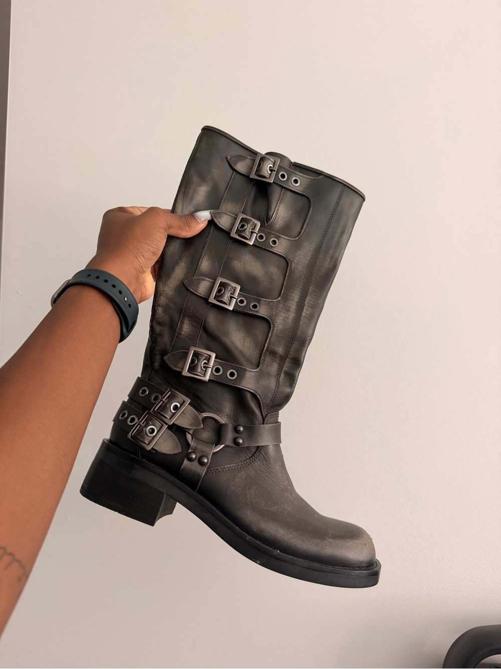 Steve Madden Rocky Brown Distressed Leather Moto Boots – Size 10M